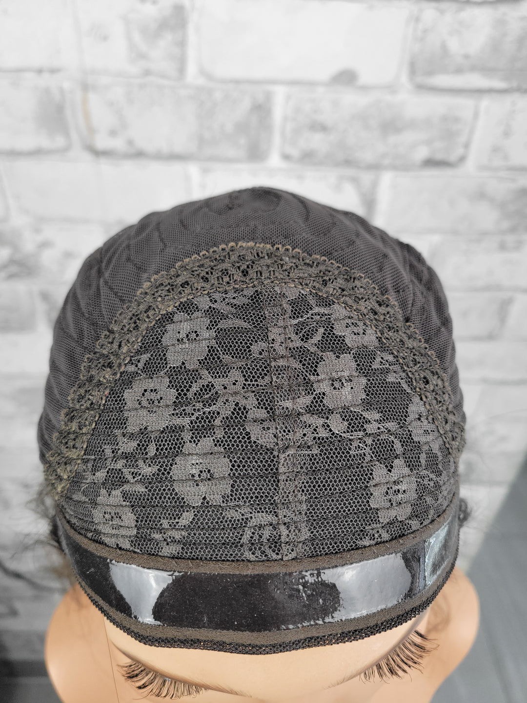 20" NEW Sport Pony Wig - Iced Truffle (L)