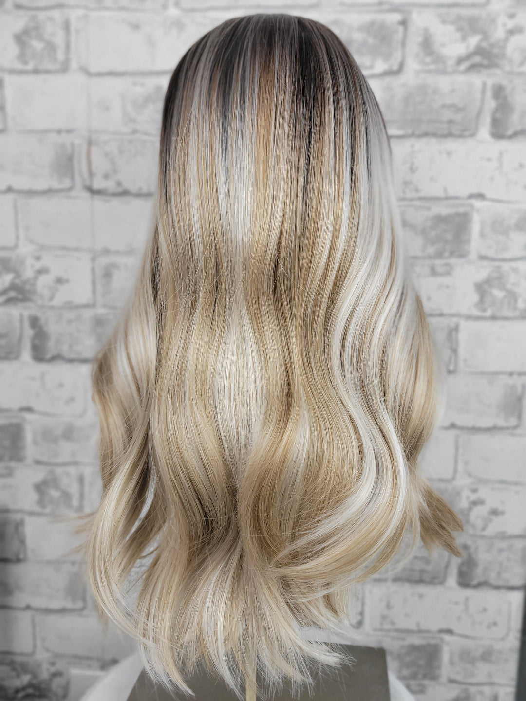 20" HR Synthetic Lace Top -  LWBLO10/25-2 (M)