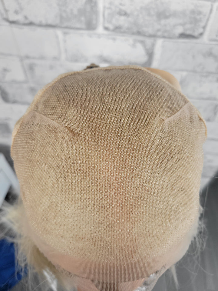 17" Synthetic Lace Top Wig (S/M) - LGBLO04/25-4