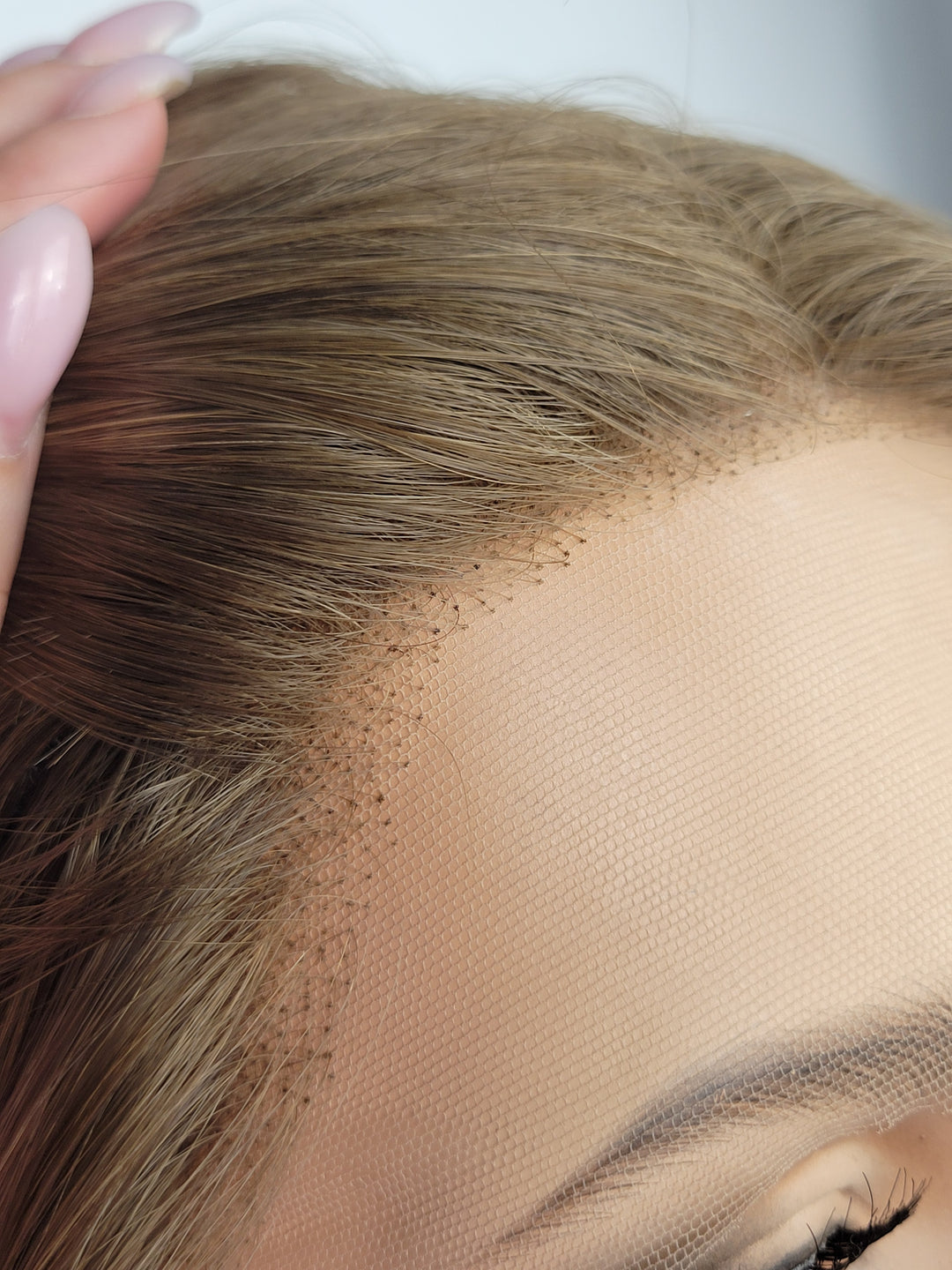 11" Lux Lace Wig - Prairie Sand (S)