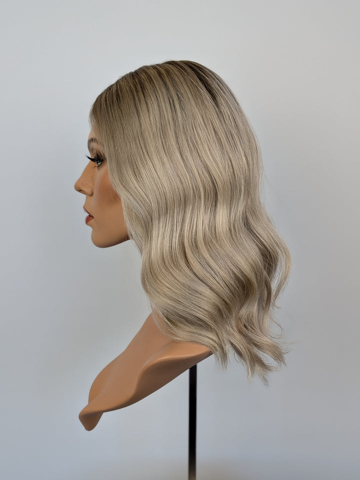 16" Lux Lace Wig - Arctic Pearl (XS)
