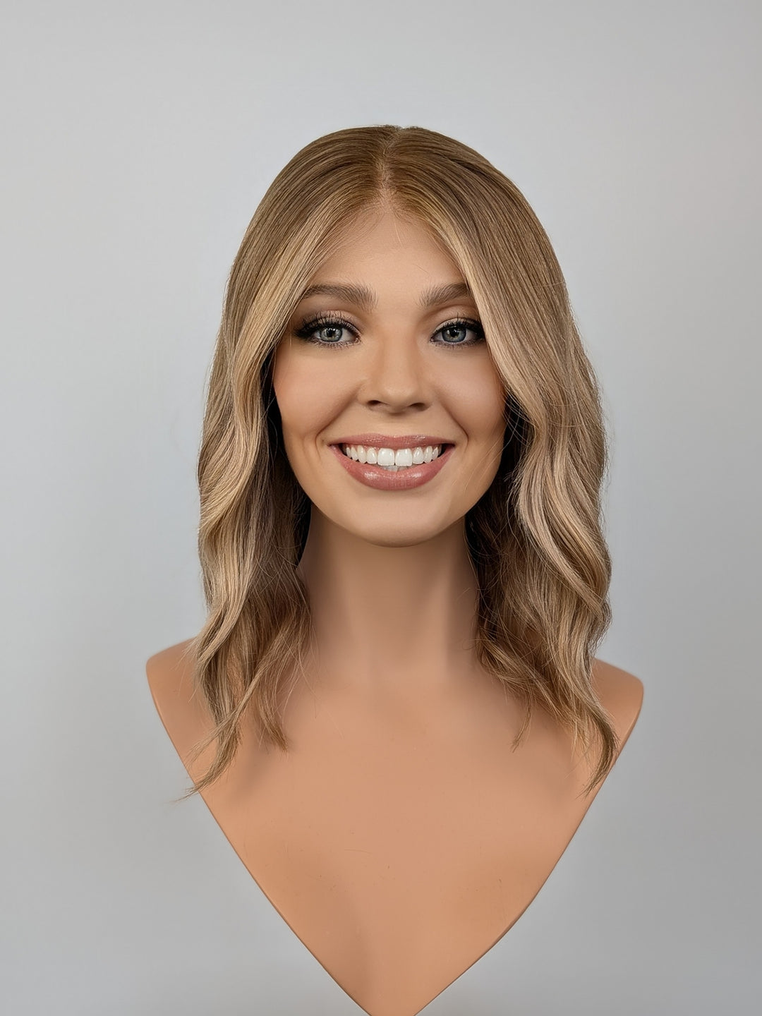 15" Lux Lace Wig - Butterscotch Beige (M)