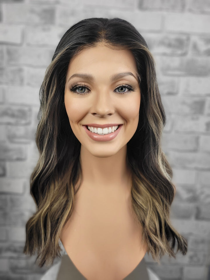 20" Lux Lace Wig - Frosted Midnight (S)