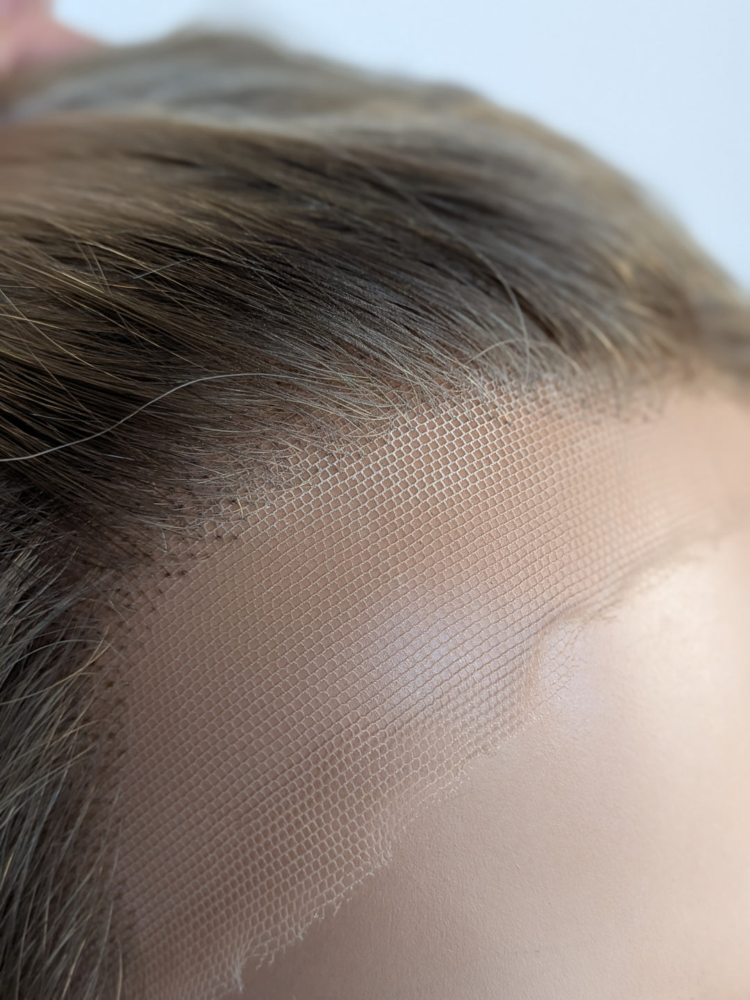 16" Lux Lace Wig - Arctic Pearl (XS)