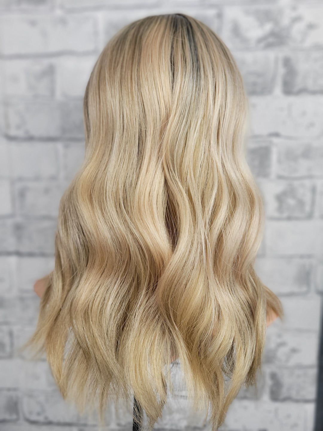 16" Closed Lace Topper - Warm Moscato (8x8)