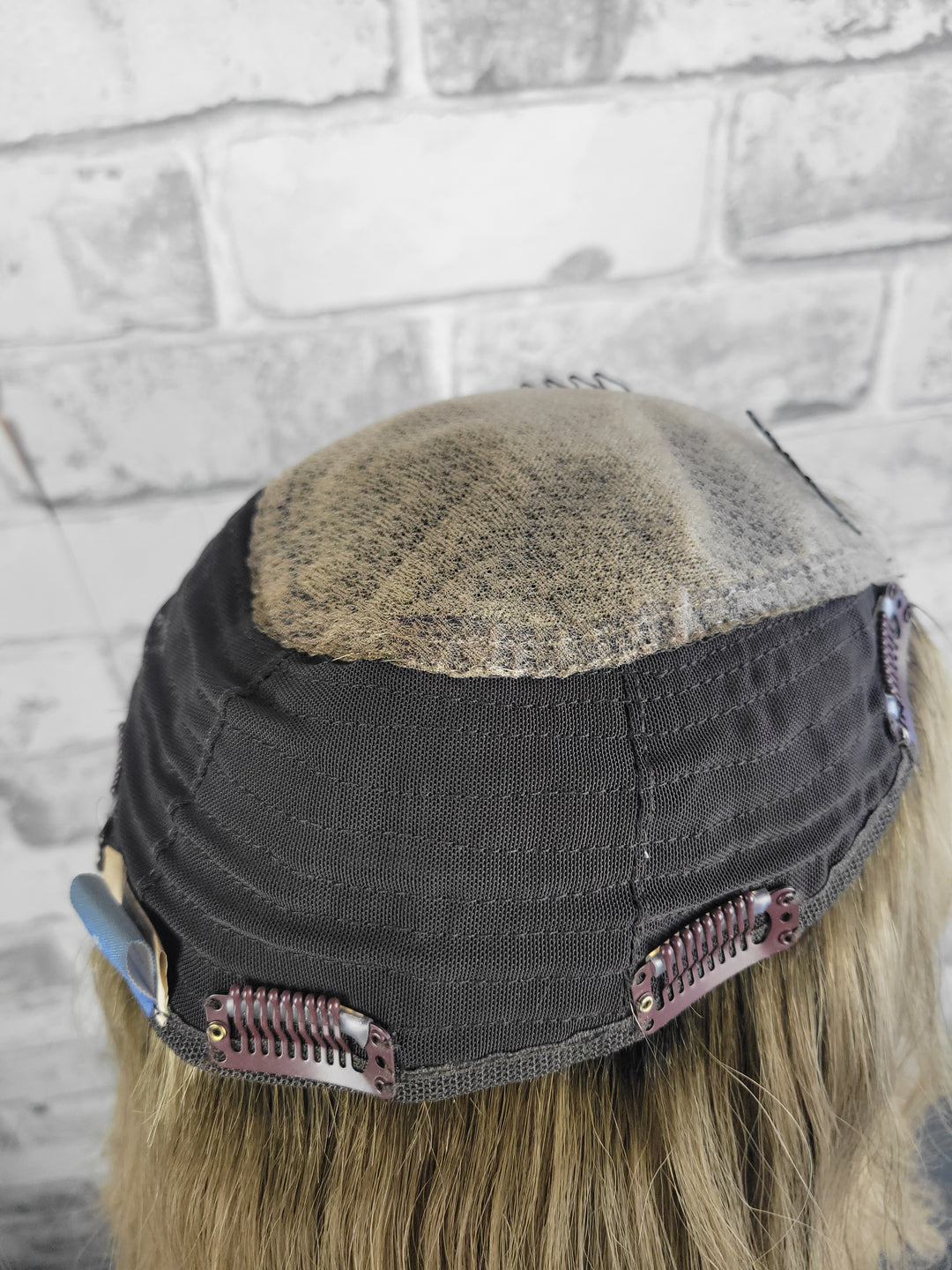 18" Closed Lace Topper - Suede Blonde (8x8)