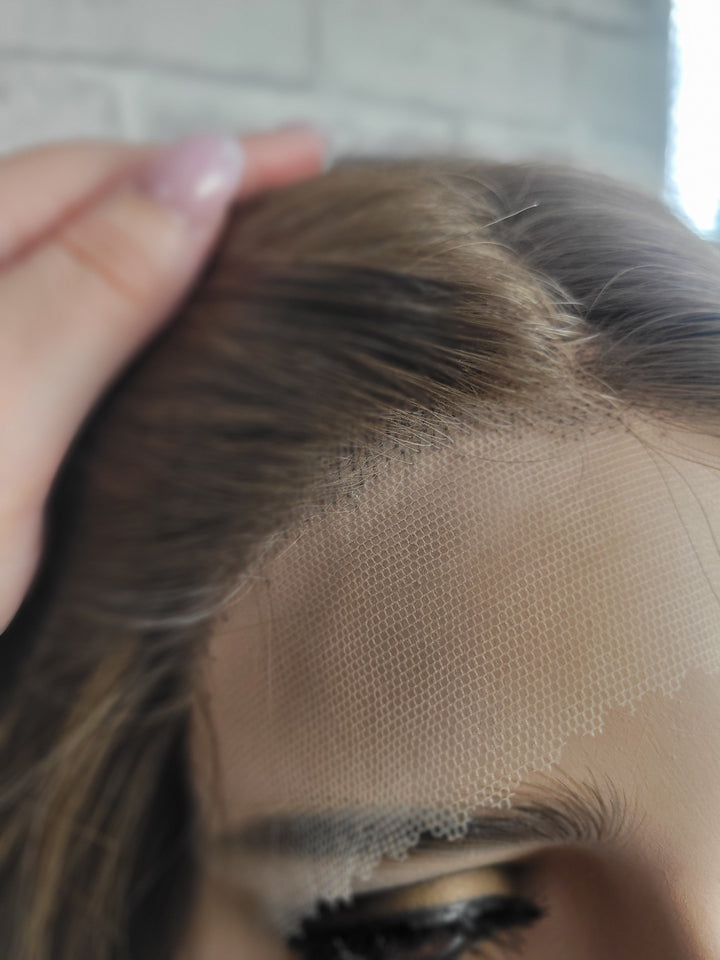 15" Lux Lace Wig - Dawnlight Bronde (S)