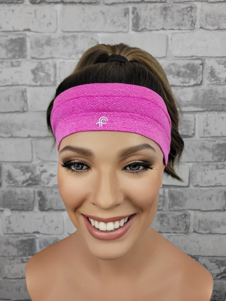 20" NEW Sport Pony Wig - Latte (M)