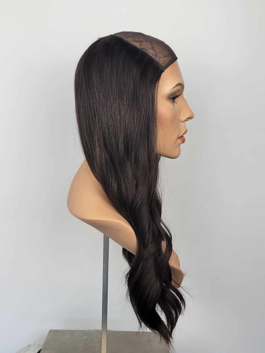 21" Hat Fall Wig - Darkest Brown (M)