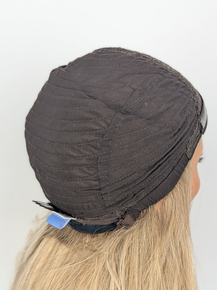 20" NEW Sport Pony Wig - Golden Oak (S)