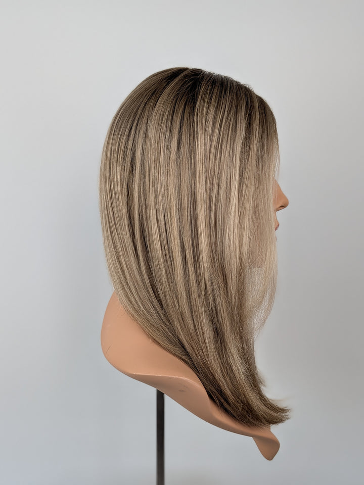 18" Lux Lace Wig - Vanilla Almond (M)