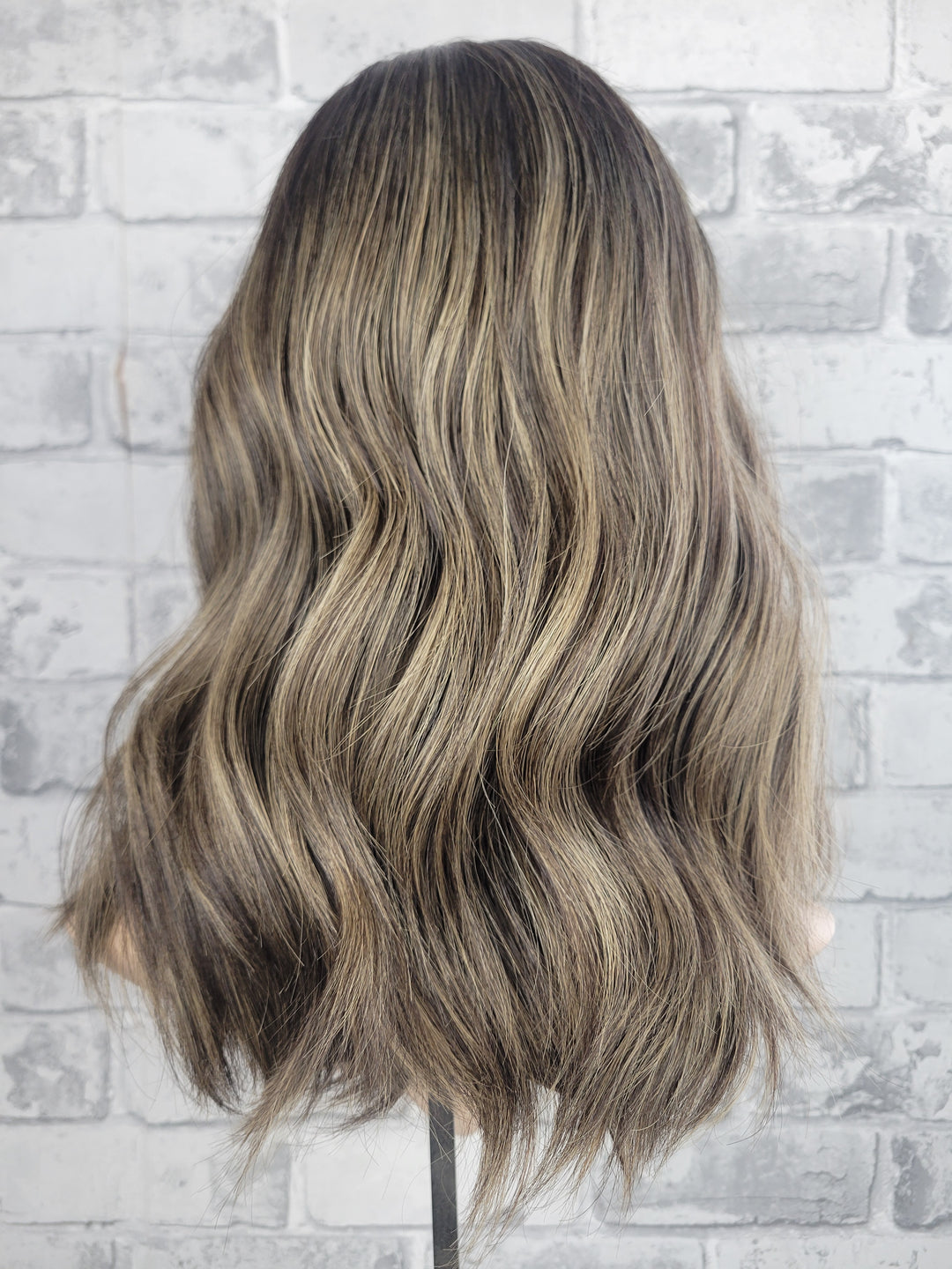 15" Lux Lace Wig - Iced Truffle (M)