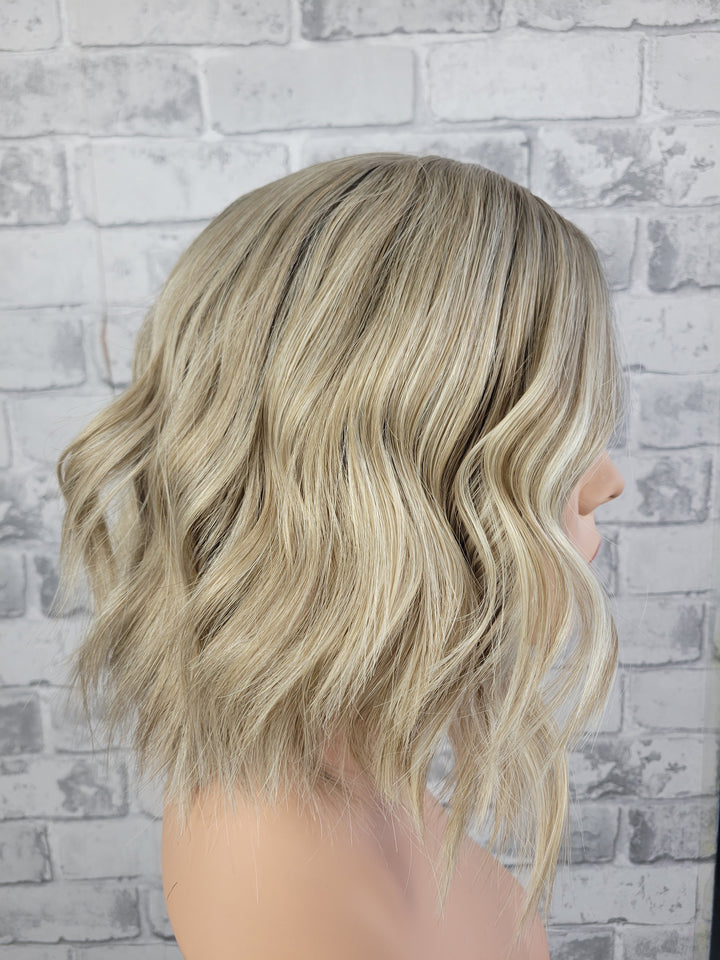 12" Lux Lace Wig - Golden Oak (S)