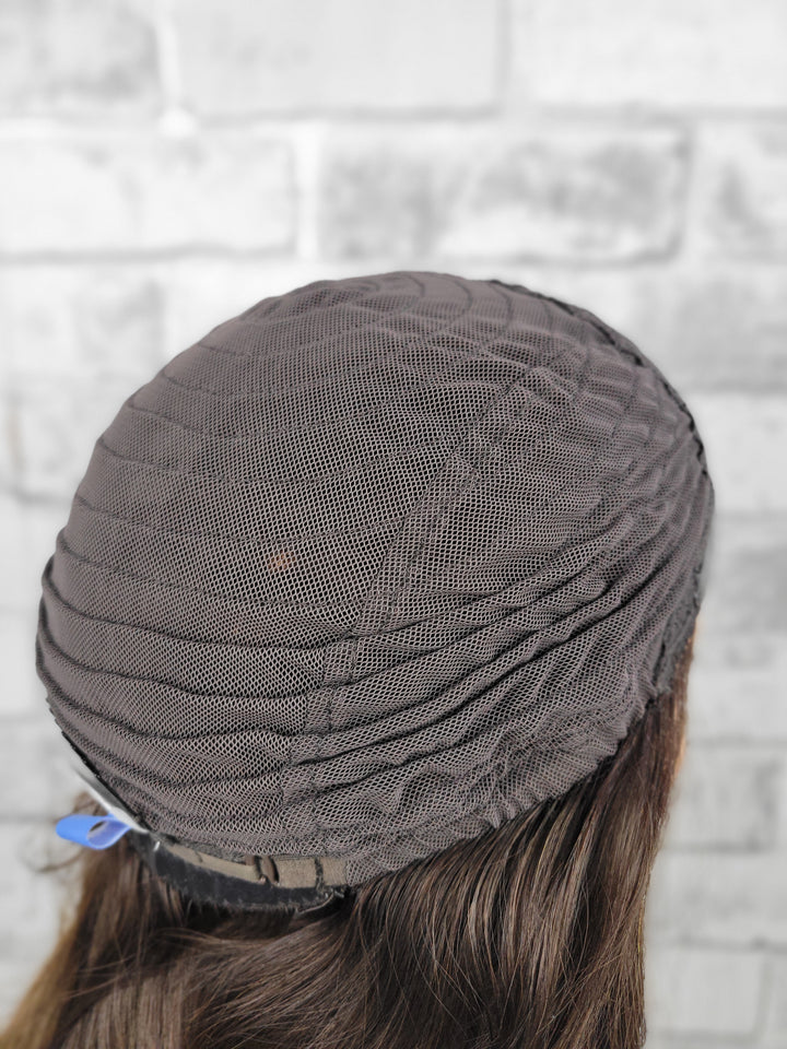 20" NEW Sport Pony Wig - Chocolate Ombre (L)