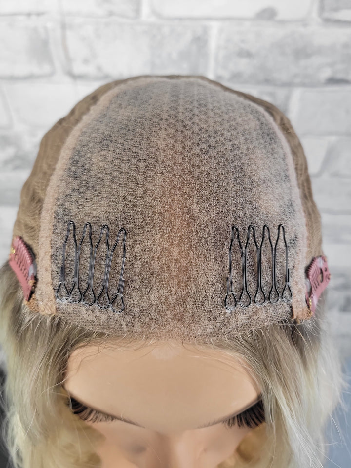 16" Closed Lace Topper - Shortbread Blonde (8x8)