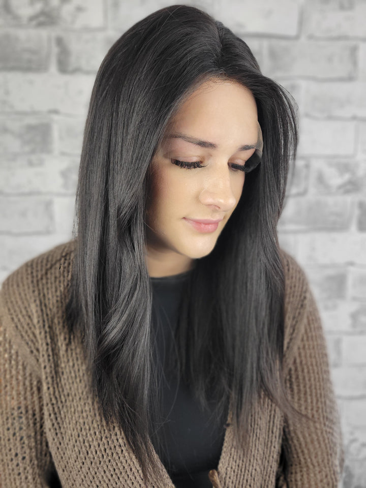 18" Lux Lace Wig - Natural Black (M)