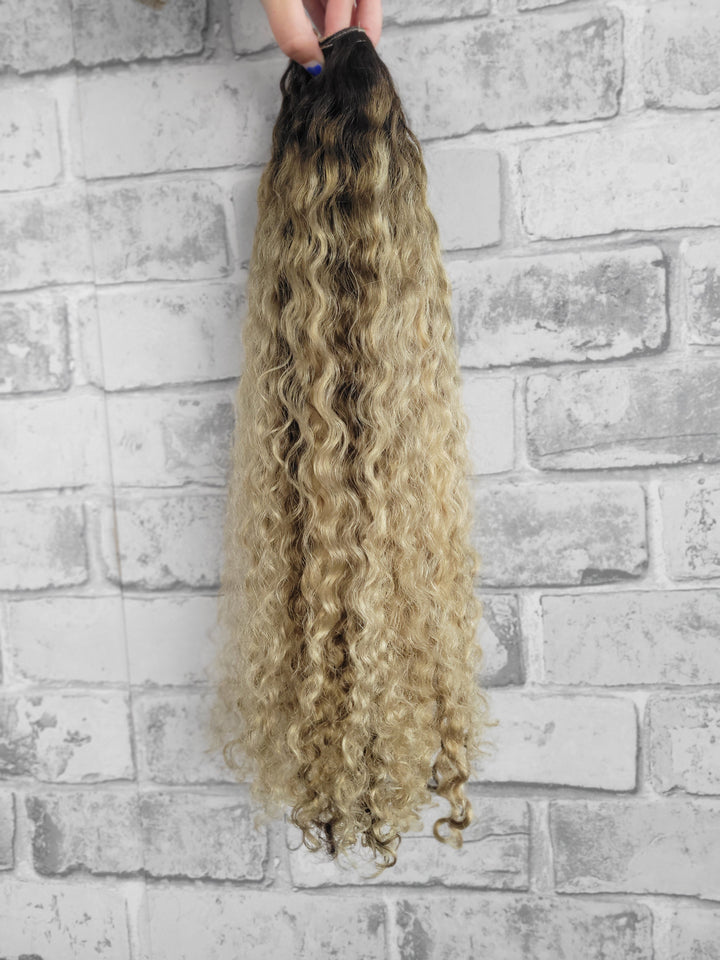 Halo Extensions Rooted Maple Blonde Curly
