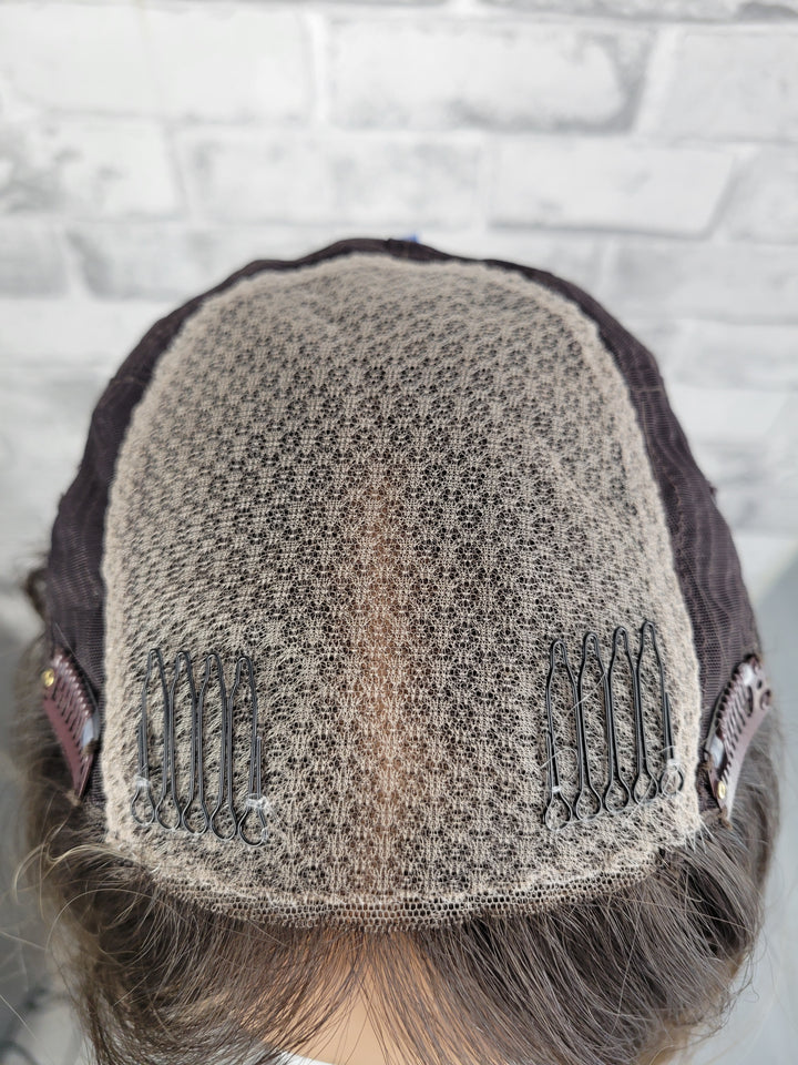 16" Closed Lace Topper - Driftwood Bronde (8x8)