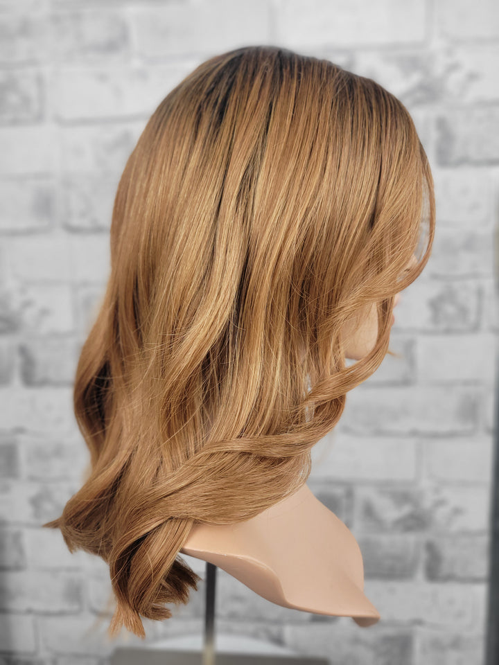 17" Synthetic Lace Top Wig (S/M) - LR04/25-2