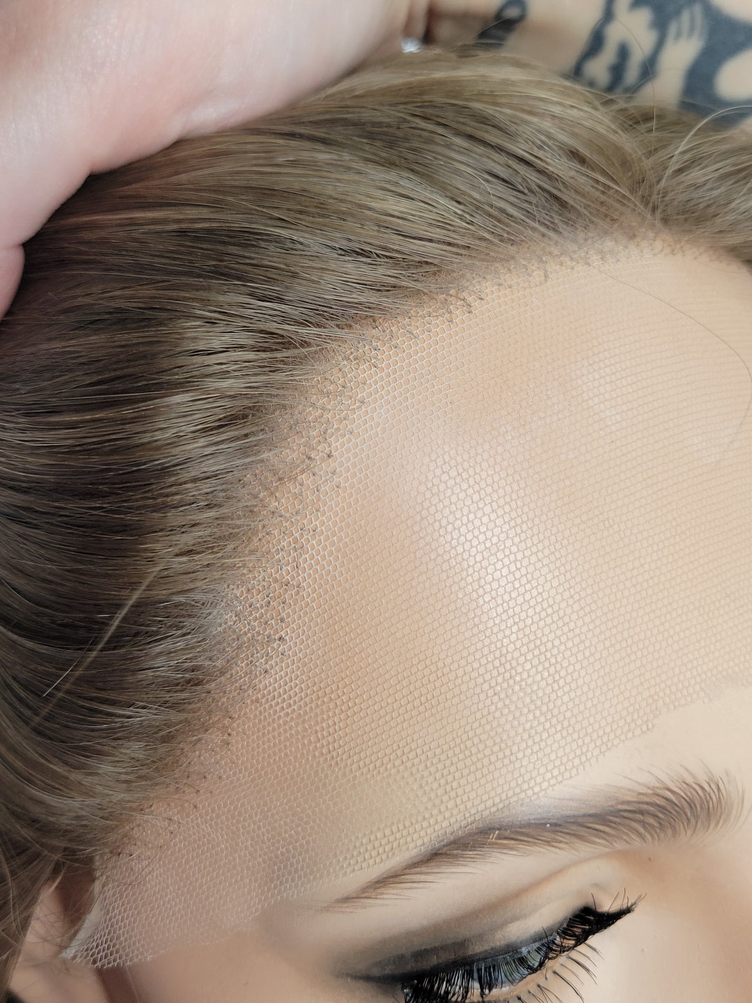 11" Lux Lace Wig - Prairie Sand (S)