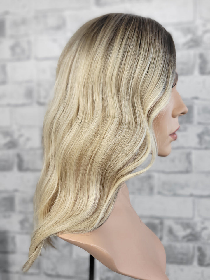 16" Closed Lace Topper - Hay Bale Beige  (8x8)