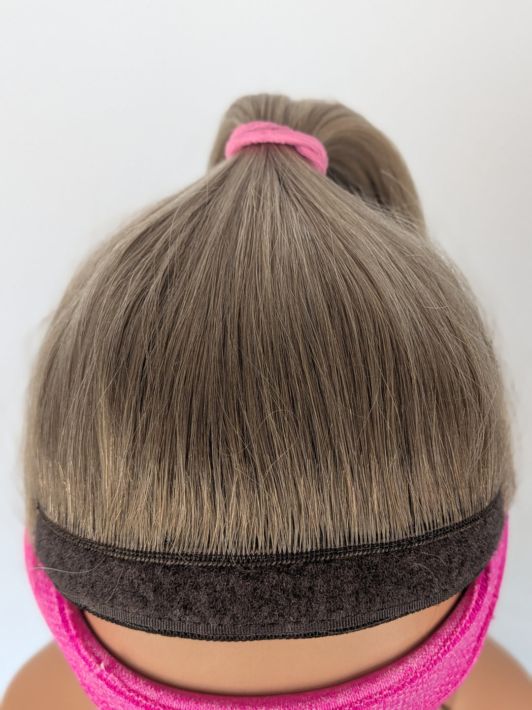 20" NEW Sport Pony Wig - Golden Oak (S)