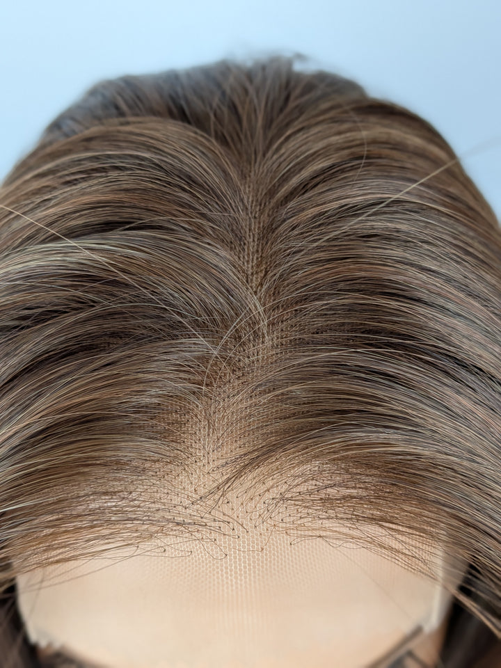 22" Synthetic Lace Top Wig (S) - 09/26 - 9