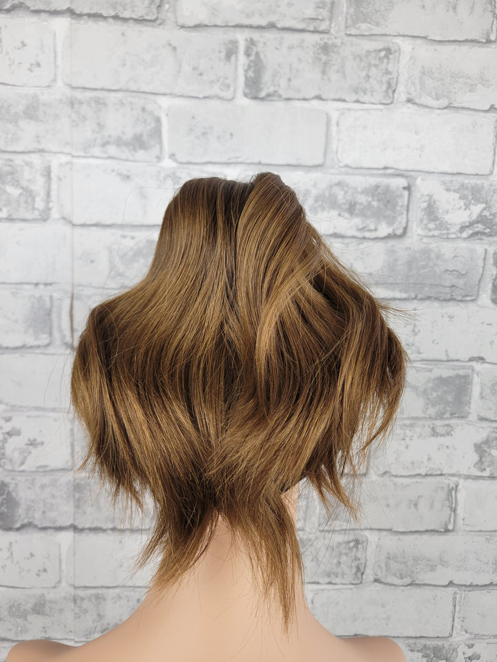 20" NEW Sport Pony Wig - Chocolate Ombre (M)