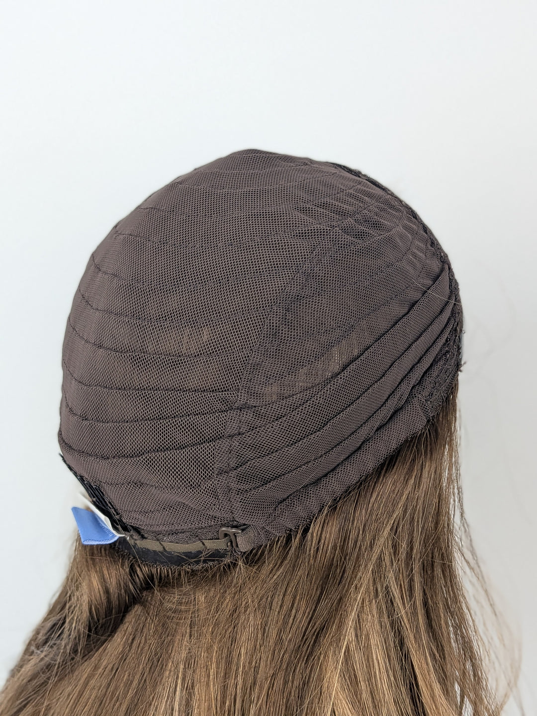 20" NEW Sport Pony Wig - Latte (L)