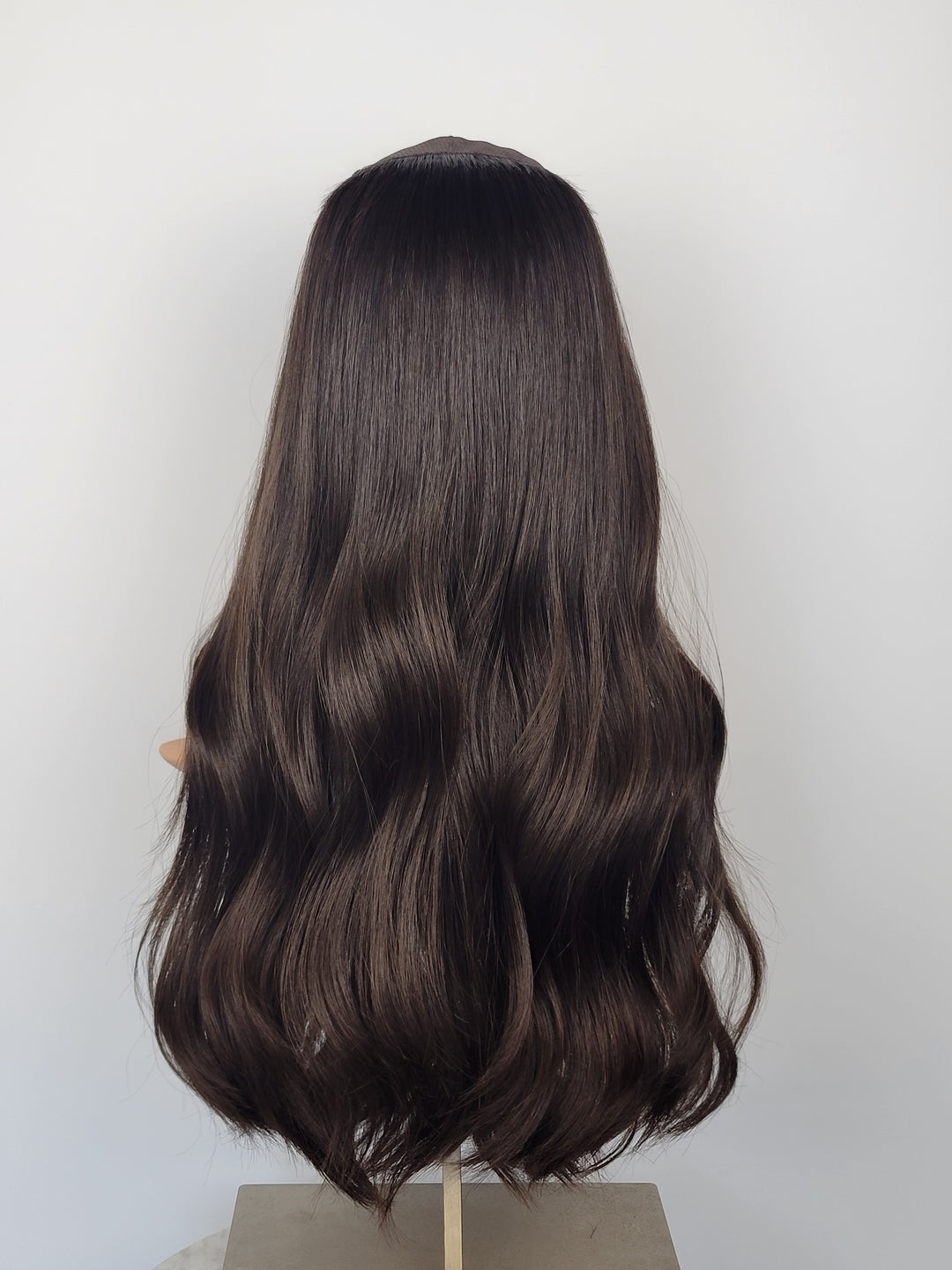 21" Hat Fall Wig - Darkest Brown (M)