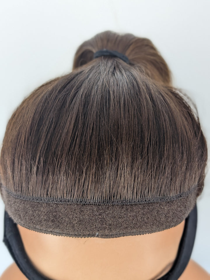 20" NEW Sport Pony Wig - Chocolate Ombre (L)
