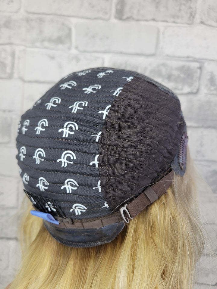 15" Lux Lace Wig - Riverstone Blonde (XS)