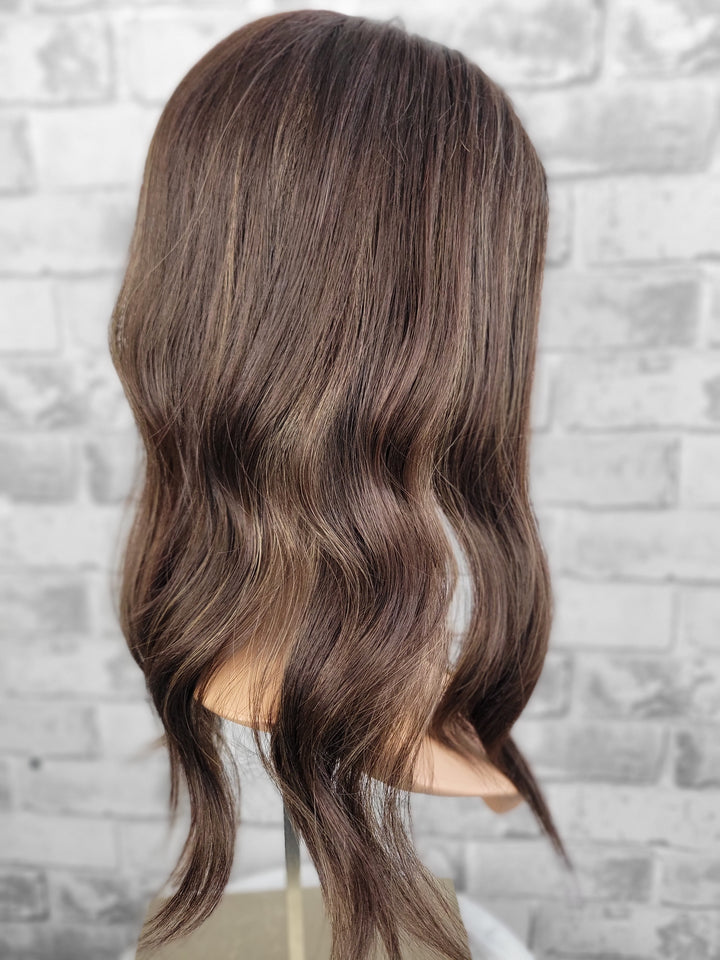 18" Closed Lace Topper - Bright Onyx (8x8)