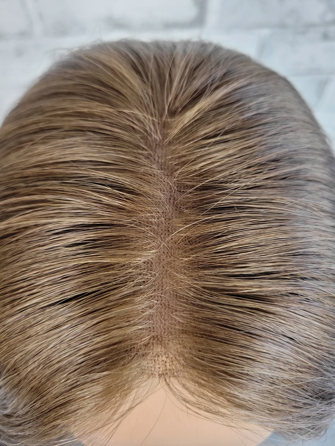 16" Closed Lace Topper - Dawnlight Bronde  (8x8)