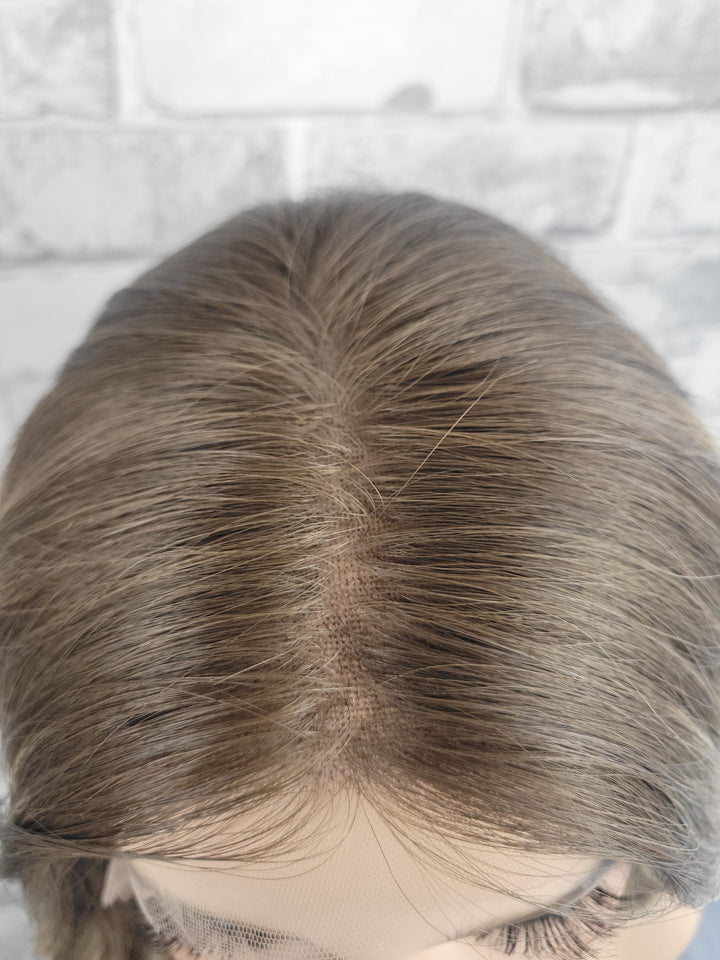 15" Lux Lace Wig - Dawnlight Bronde (S)