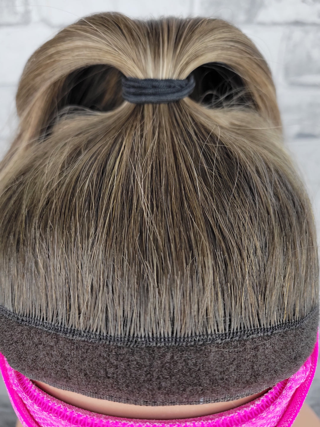 20" NEW Sport Pony Wig - Latte (S)