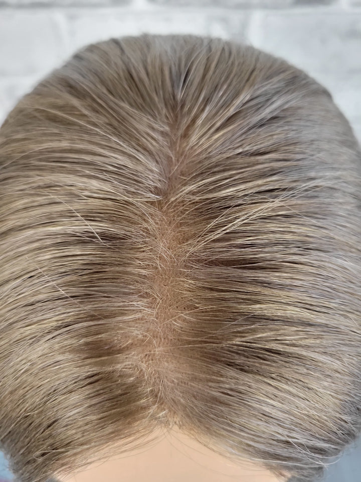 16" Closed Lace Topper - Hay Bale Beige  (8x8)