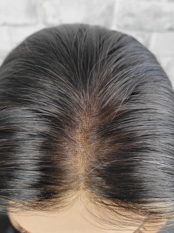 20" Lux Lace Wig - Frosted Midnight (S)