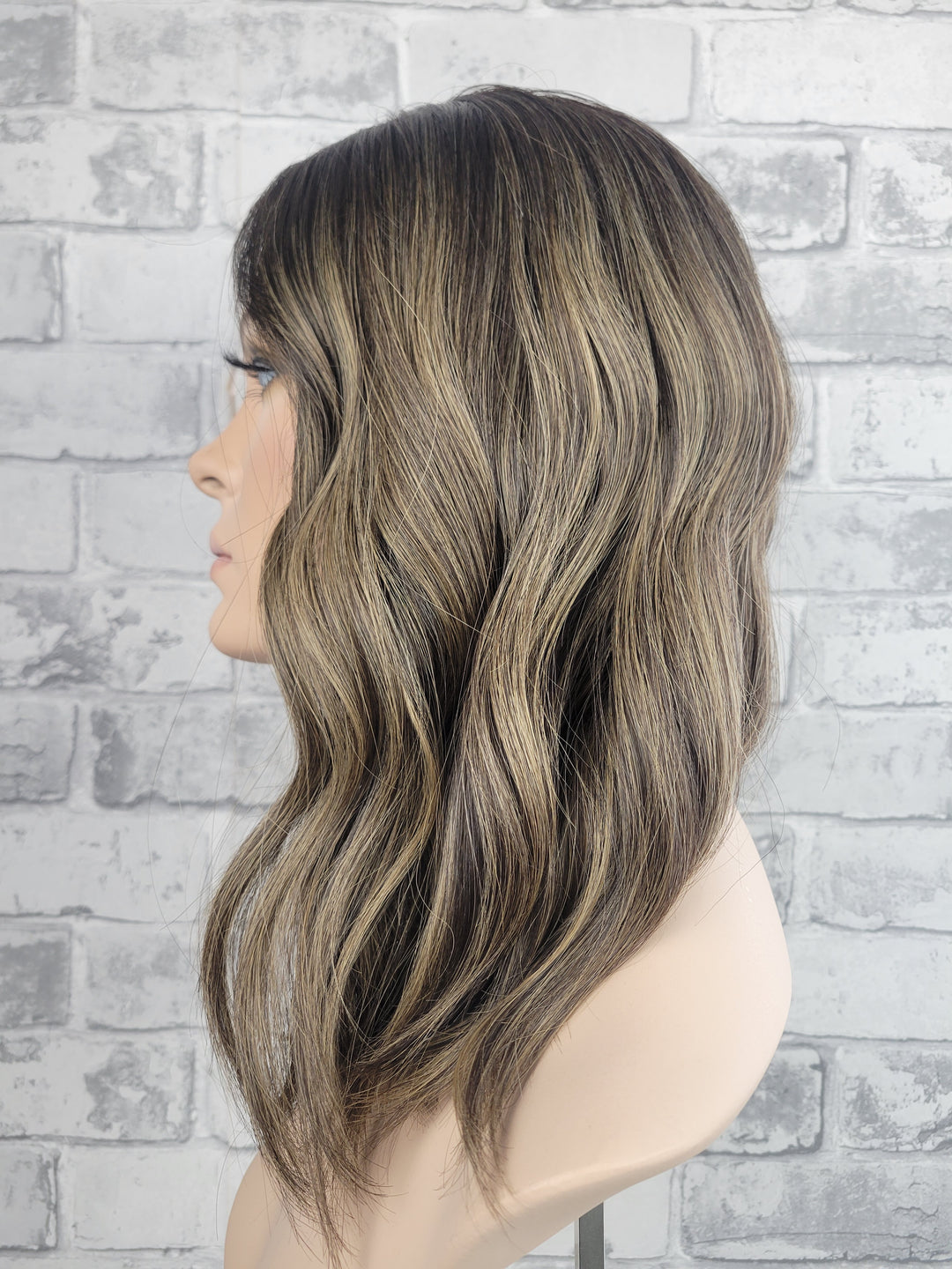15" Lux Lace Wig - Iced Truffle (M)