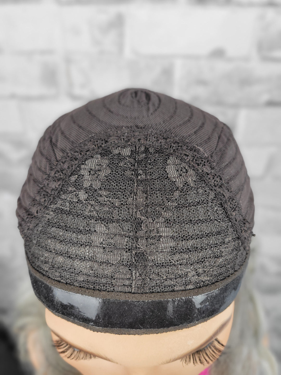 20" NEW Sport Pony Wig - Salt 'N' Pepper (L)