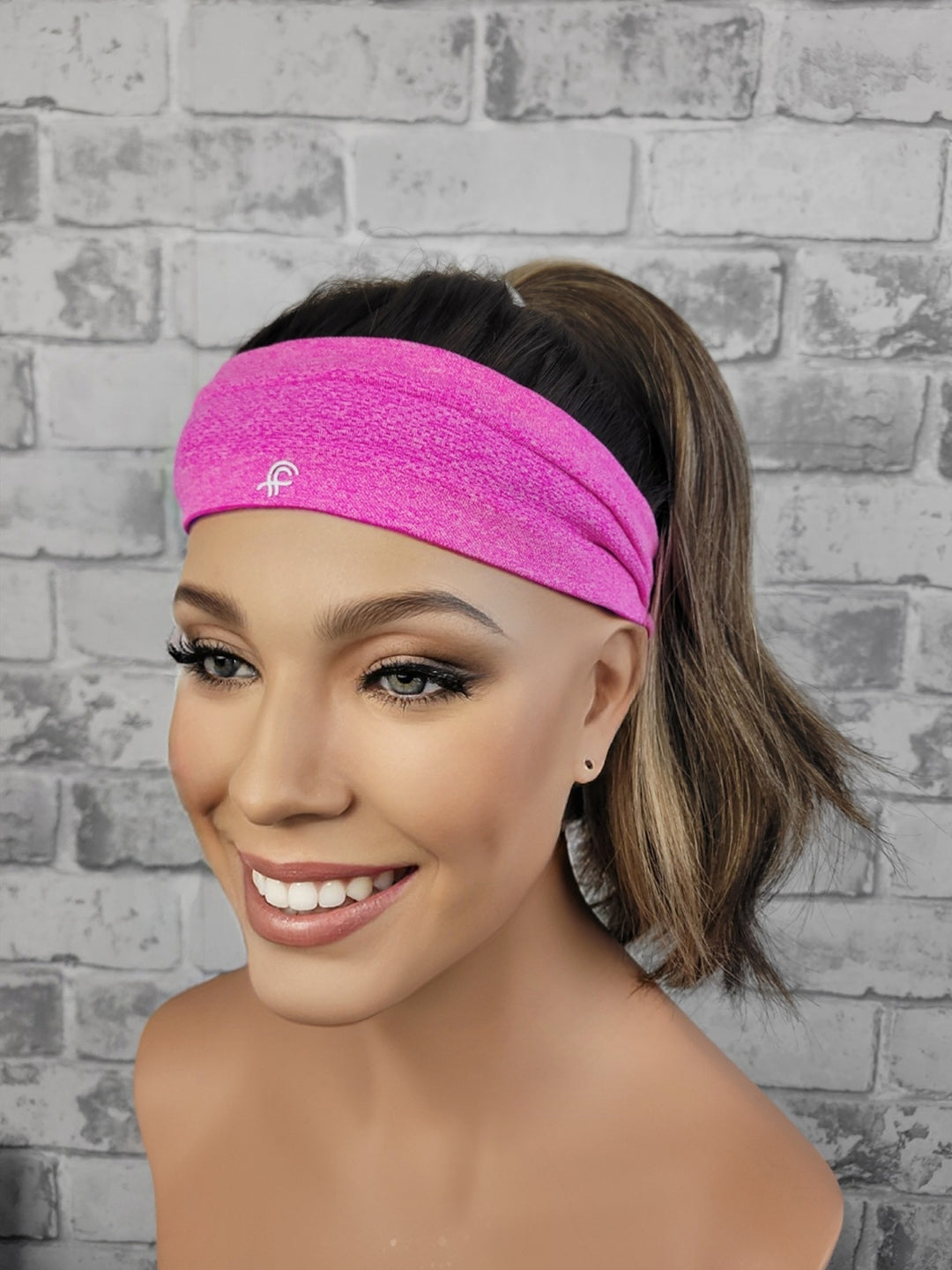 22" Sport Pony Wig - Maple Drift (M)