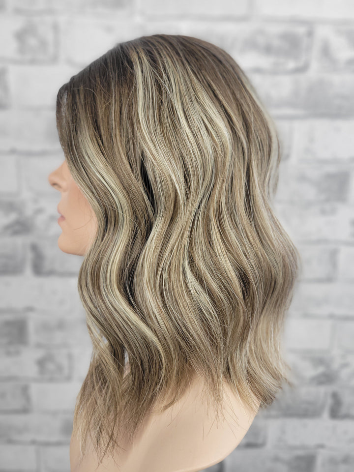 15" Lux Lace Wig - Dawnlight Bronde (S)