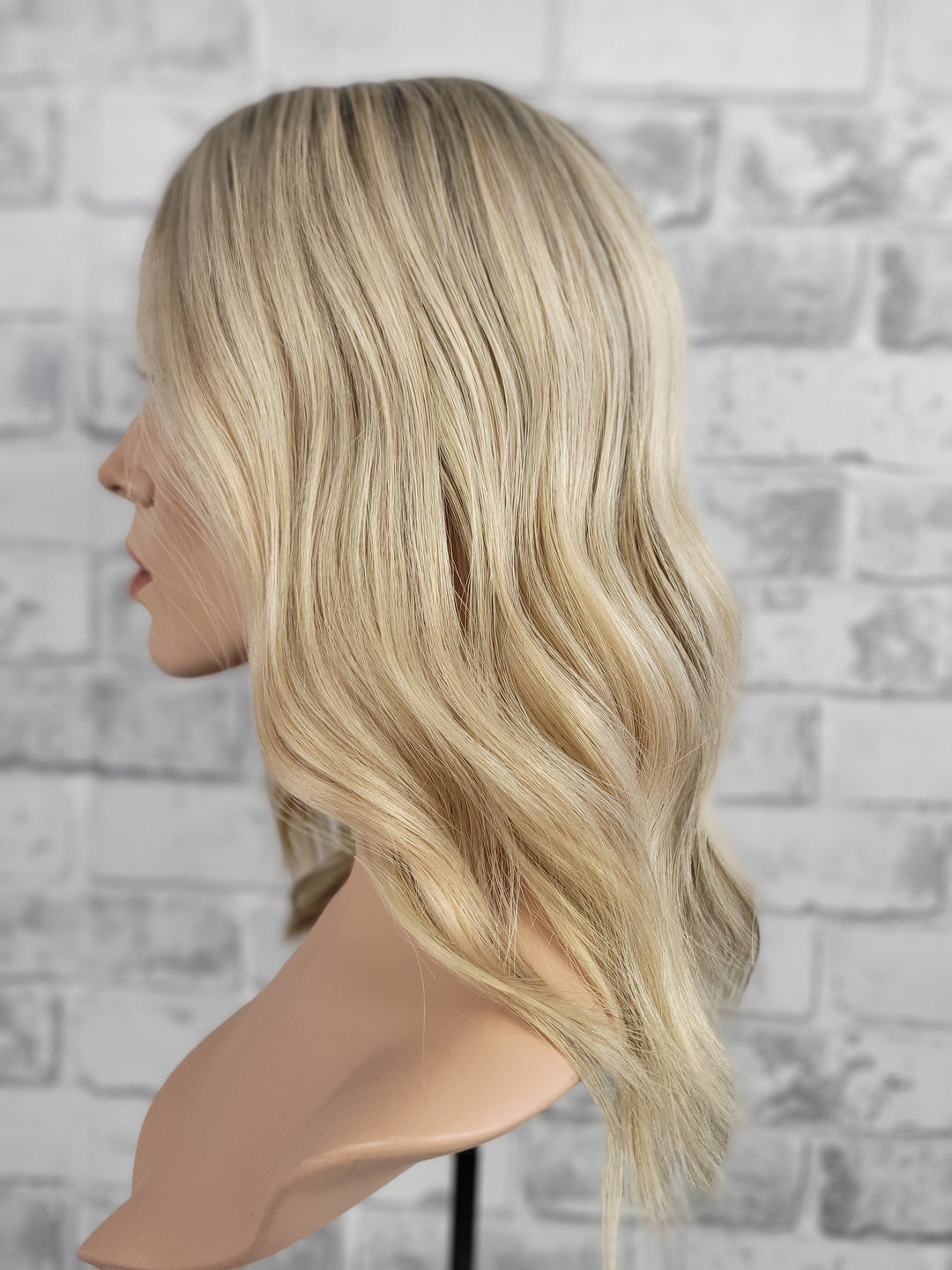 16" Closed Lace Topper - Warm Moscato (8x8)